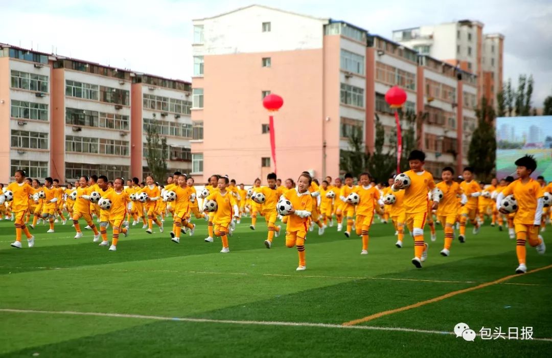 「关注」橄榄球、棒球、踢踏舞？这样的特色体育你喜欢吗？我市这个区已成为首批全国试点