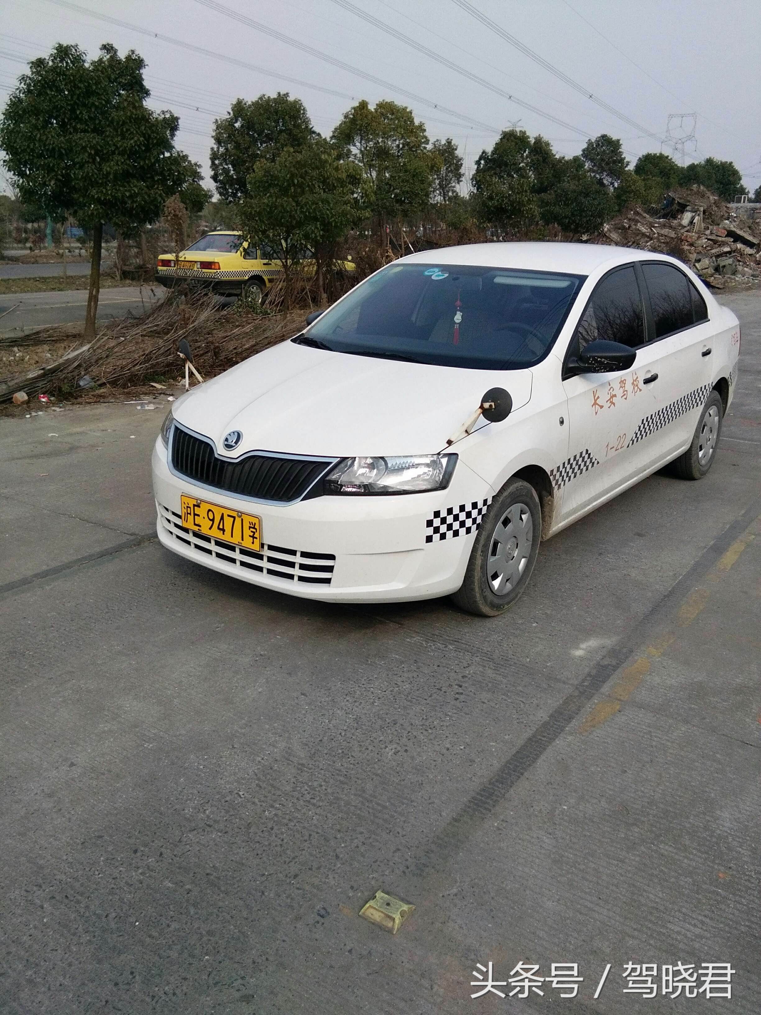 科目二倒车入库一把入库全教程,科目二倒车入库一把进什么原因