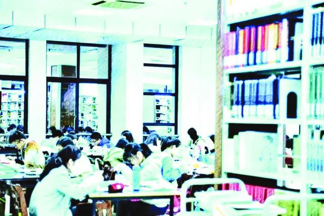 华政园里最令人难忘的地方是？欢迎你来打卡晒美照~