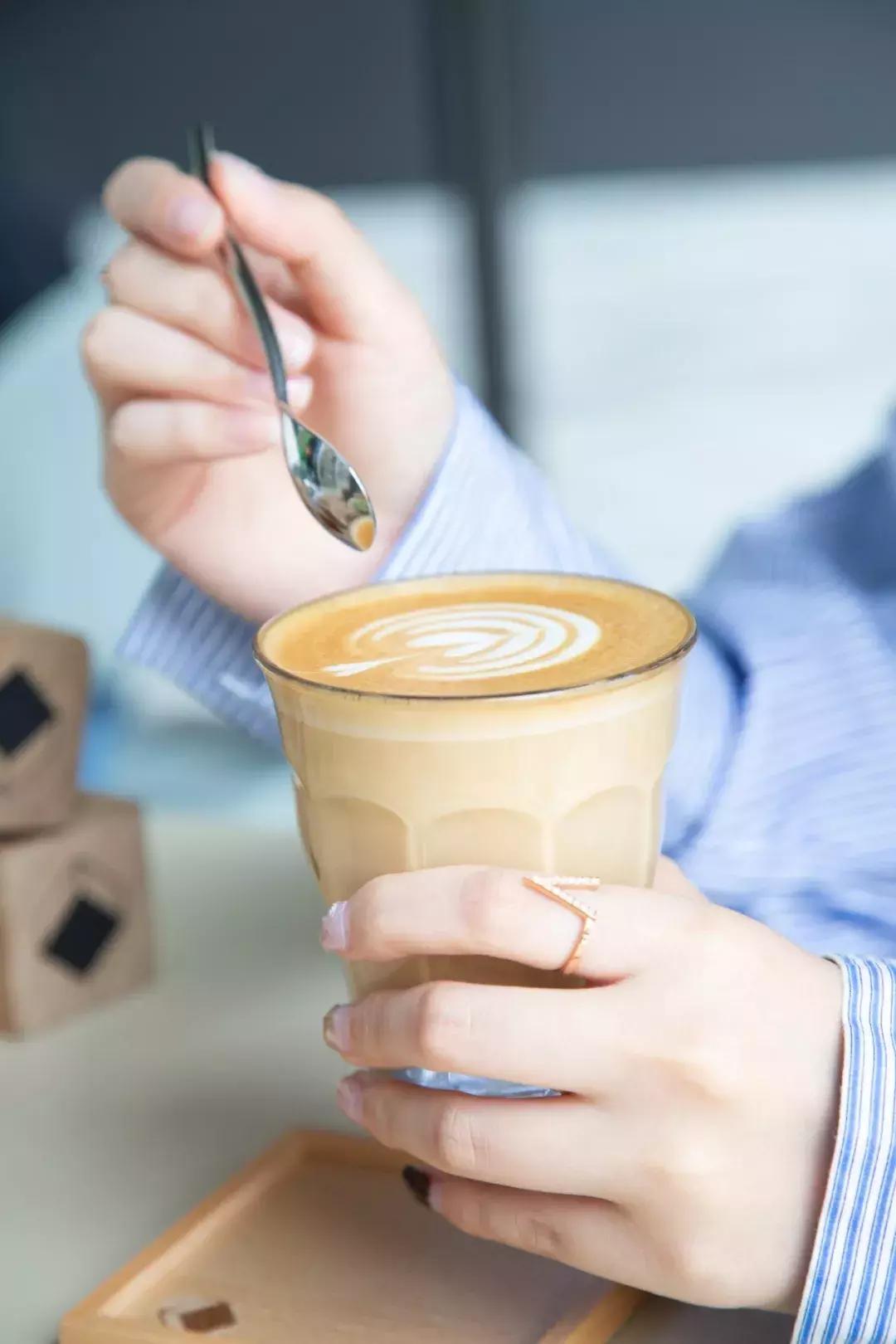 周冬雨的咖啡馆,周冬雨咖啡馆