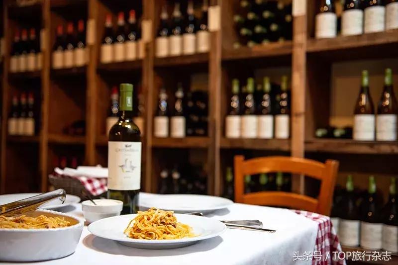 从澳大利亚到德国，这个吃遍世界的美女，把所到之处变成她的食堂