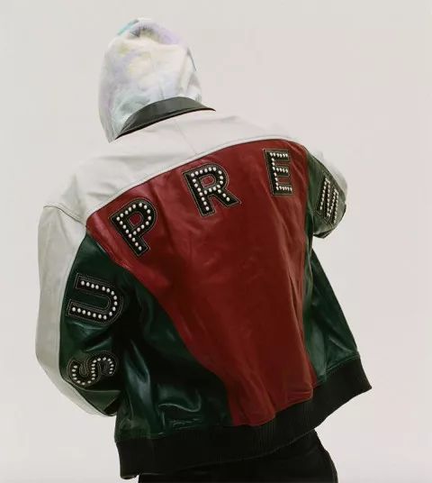 supreme是不是没那么火了,supreme现在还值得入手吗