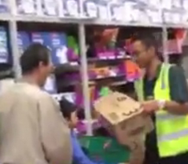 澳洲代购抢奶粉事件,澳大利亚代购奶粉事件