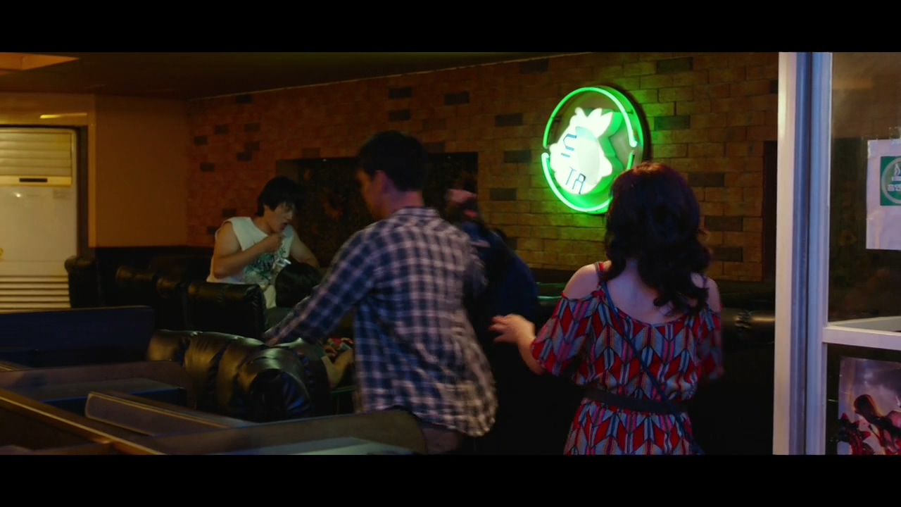 隔壁那人欠了巨额水费，人却失联了：韩国电影无尿点系列