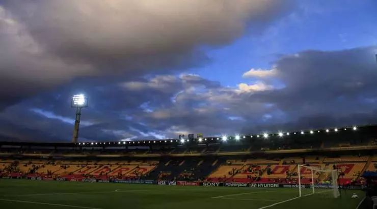 世界十大球场高清照片,世界百佳球场排名