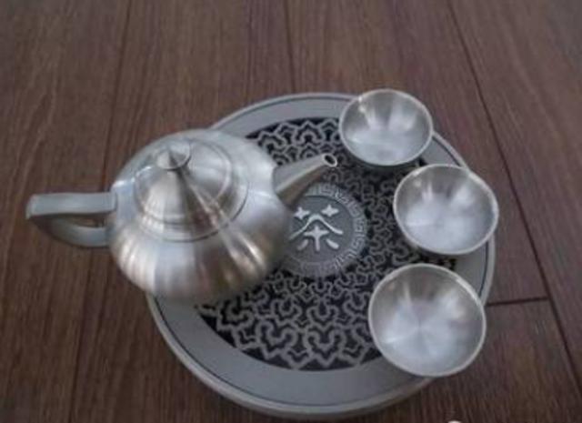 茶具泡茶喝完了杯子怎么清理,喝茶不洗杯阎王把命催真的吗