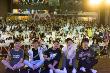 腾讯携华硕MG248QR亮相广州AGF游戏展，超强性能猎杀全场目光