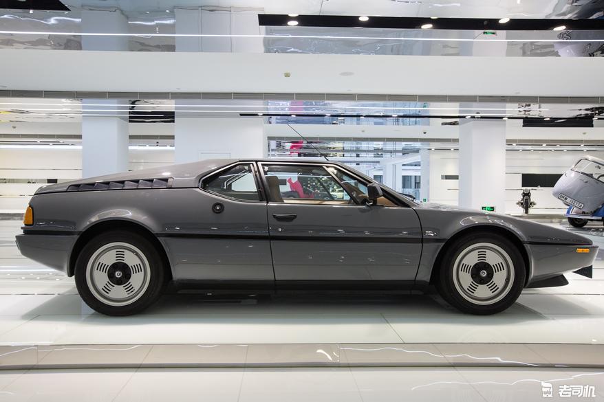 2022年全世界最豪华的宝马,全球首款宝马汽车