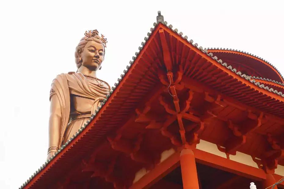 鍗庤皧鍏勫紵鐢靛奖涓栫晫澶滃満鏀荤暐涓,鑻忓窞鍗庤皧鍏勫紵鐢靛奖涓栫晫鏀荤暐涓嬬瘒