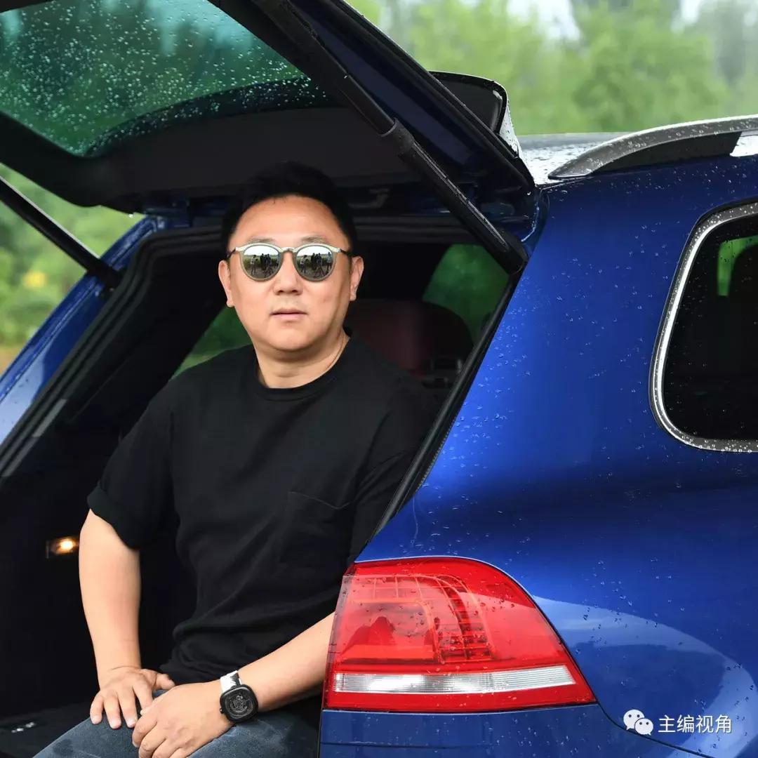 年轻人的第一辆豪华suv,第一辆豪华suv