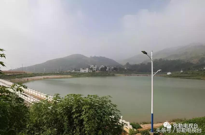 云南红河弥勒瀑布,弥勒滴水滩瀑布