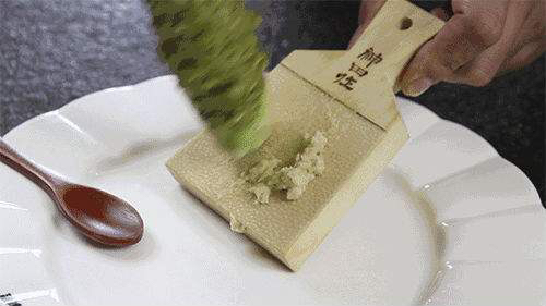 山葵为啥好吃,山葵为什么吃热的东西不辣