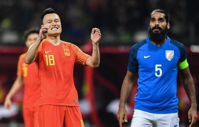 中国男足与印度足球4比零,中国男足战胜过日本没