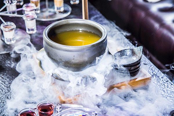 成都凌晨2点还在排队的贰麻酒馆，终于带着大熊猫来南昌了！