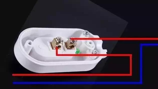 一开三控多控开关怎么接线,双控四灯的接法