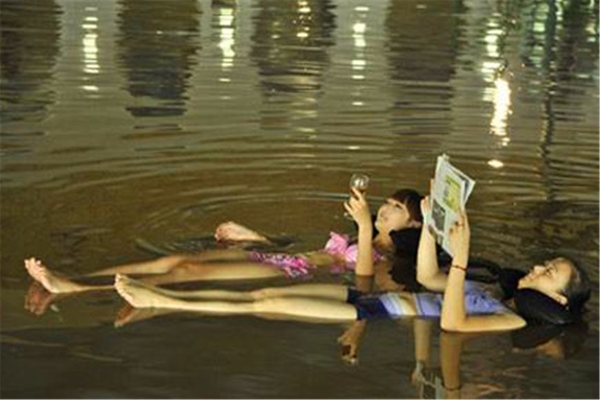 鐩愭箹姝绘捣婕傛诞瑙嗛,杩愬煄鐩愭箹姝绘捣婕傛诞瑙嗛