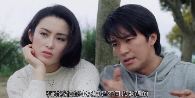 香港90年代她背景大到没人敢惹，遭赵薇横刀*爱夺**，今50岁被疑整容