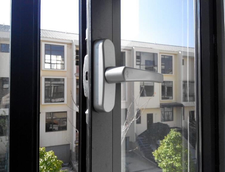 如何选择断桥铝才不会被坑,断桥铝怎么选价格要多少