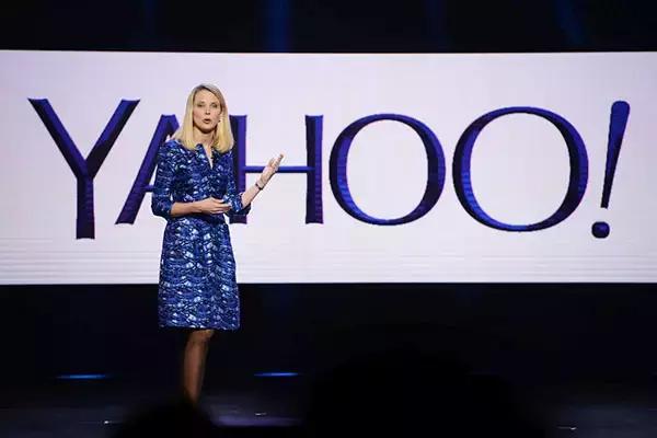 这样穿保准让你天天时髦不重样,女人30学会这么穿时髦感翻倍