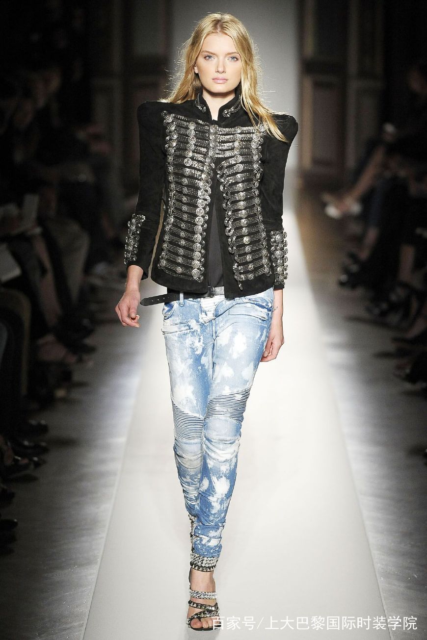 时尚潮流高腰夹克,春季新潮条纹字母经典夹克