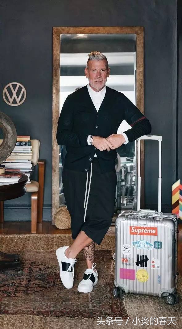 又时髦又帅气的发型穿搭男,帅哭男孩造型