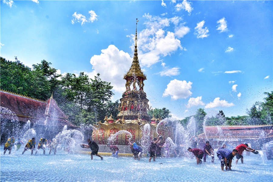 秀丽神奇的西双版纳完整版,云南西双版纳神奇的地方