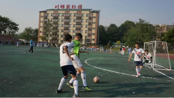 成都梦之队小学免费课程,小学足球梦之队