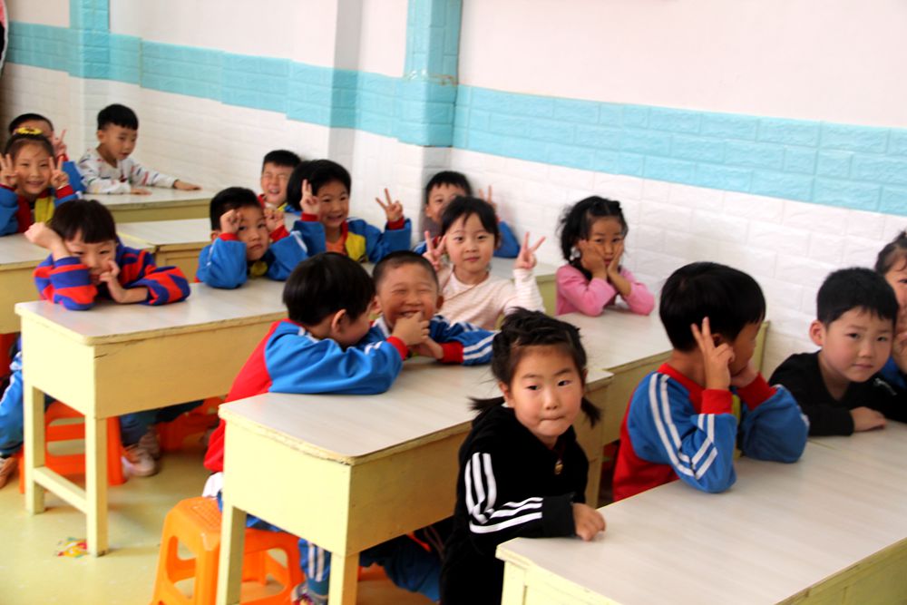 爱心在校园传递,小哈佛幼儿园爱心一班