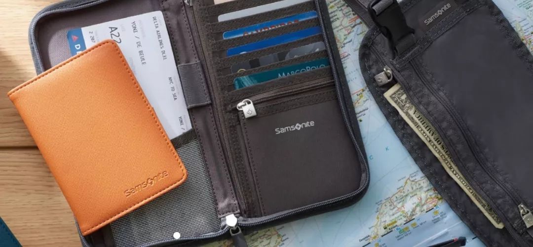 去香港旅游送往返机票,香港购买机票app