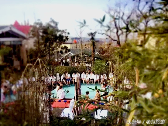 赏山赏水赏风景,凤凰山旅游温泉