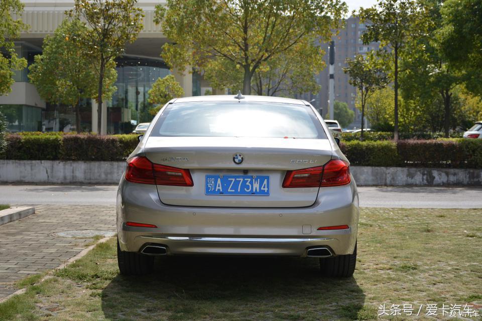 宝马豪华轿车5座,宝马2024高级豪华轿车