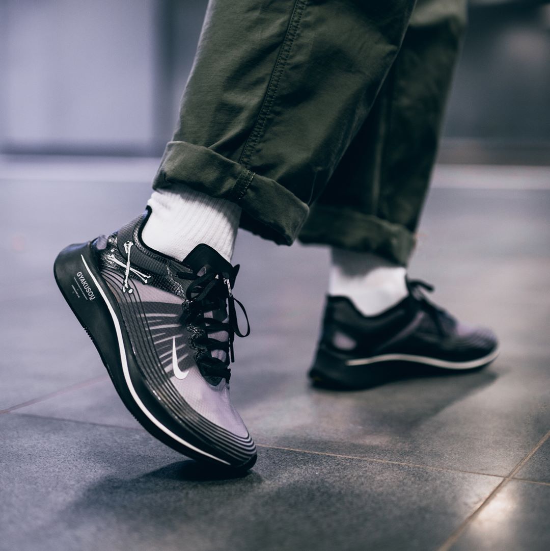 今年黑马篮球球鞋,今年的球鞋推荐