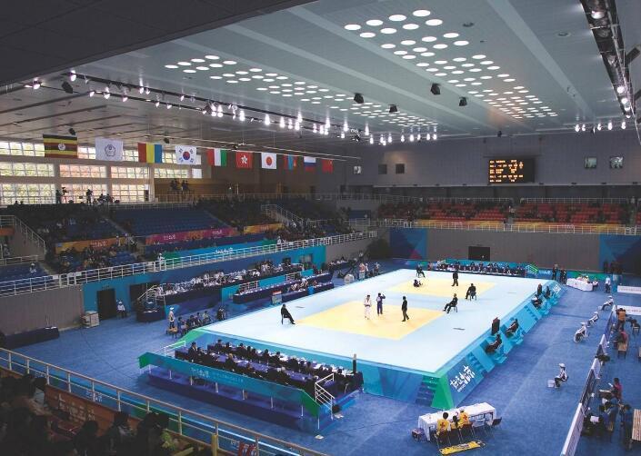 屋顶上装一个球,屋顶装圆球可以让空气对流吗