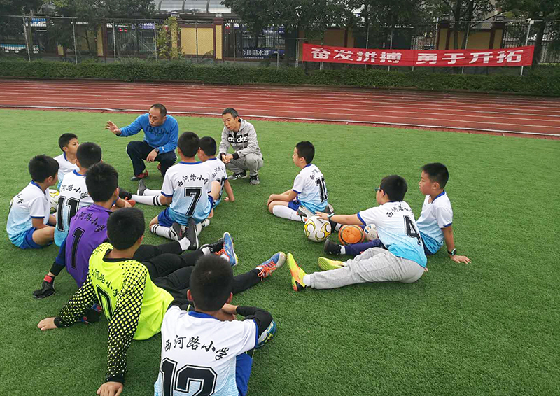 南充市西河路小学学生运动员：驰骋赛场放飞梦想