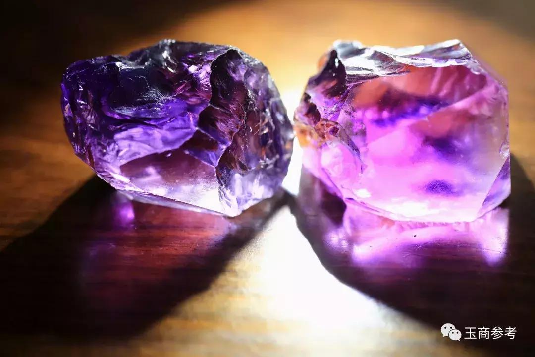 玉商参考：潜心守艺30年，看镇平一懵懂少年，如何蜕变为玉雕大师