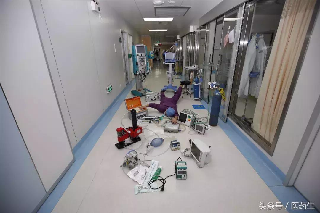 医护炫富照曝光，太赤裸裸了！