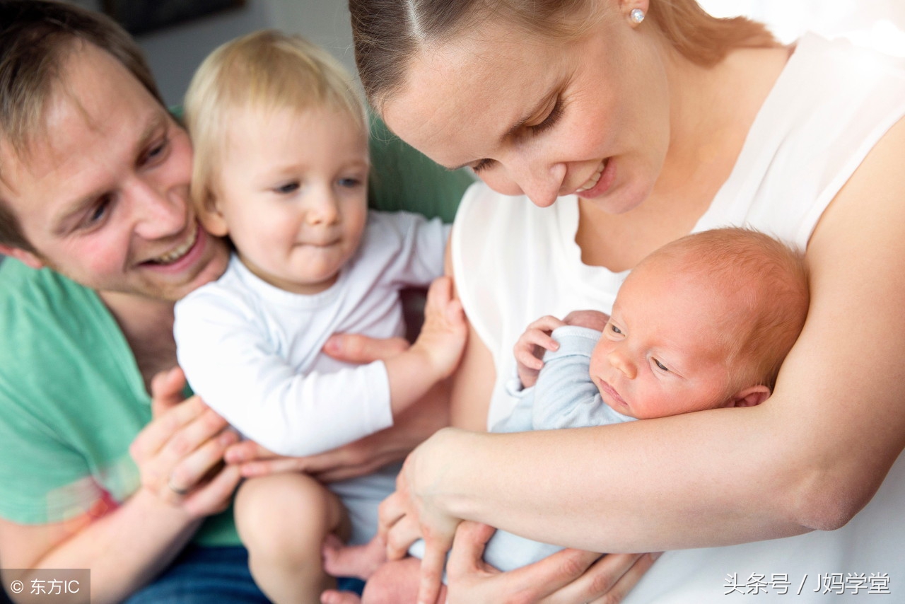 一岁九个月宝宝语言发育标准,宝宝一岁五个月的发育标准是什么