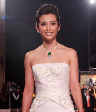 了解自己的肤色,珠宝首饰肤色搭配