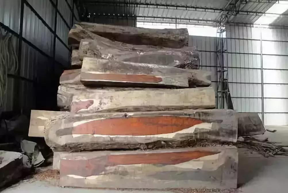 红木家具同材质不同尺寸价格差异,为什么同样红木材质价钱差很多