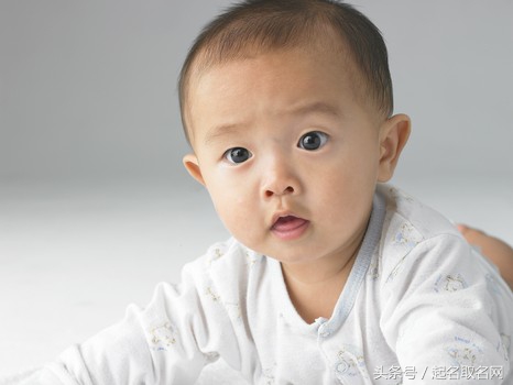 2018年女孩新颖有涵养的名字,男孩新颖有涵养的名字19年猪宝宝