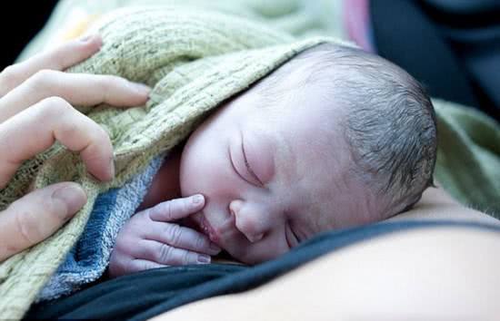 产程太慢什么原因,产程过长会导致什么后果