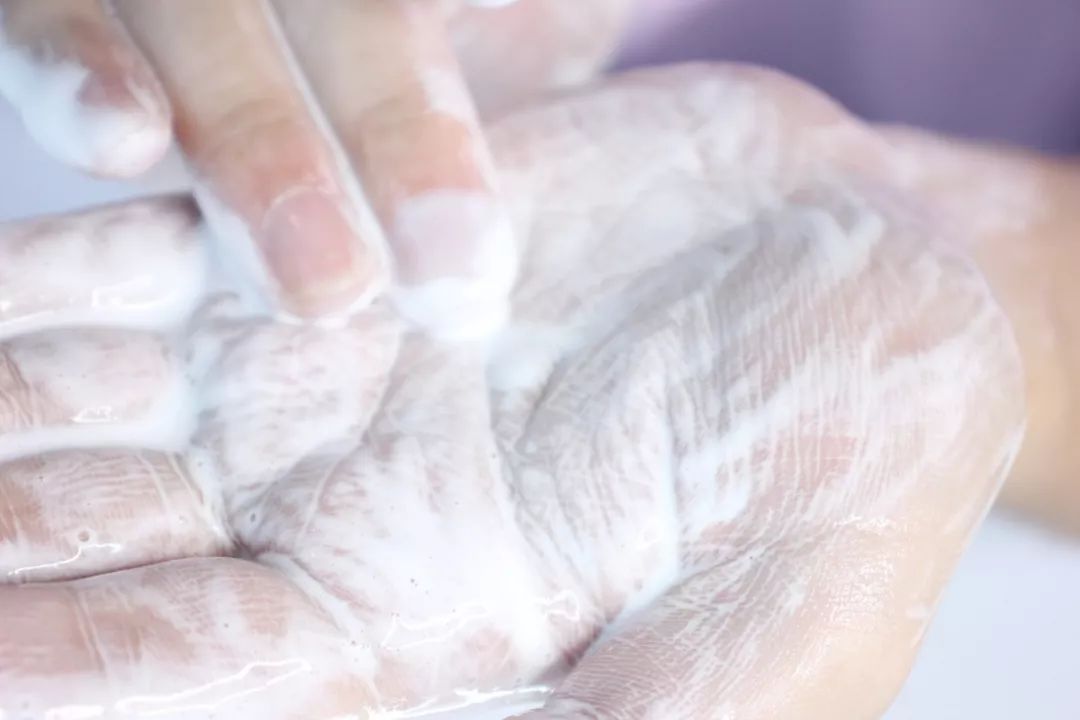 真正的氨基酸洁面产品怎么选,怎么看是真的氨基酸洁面