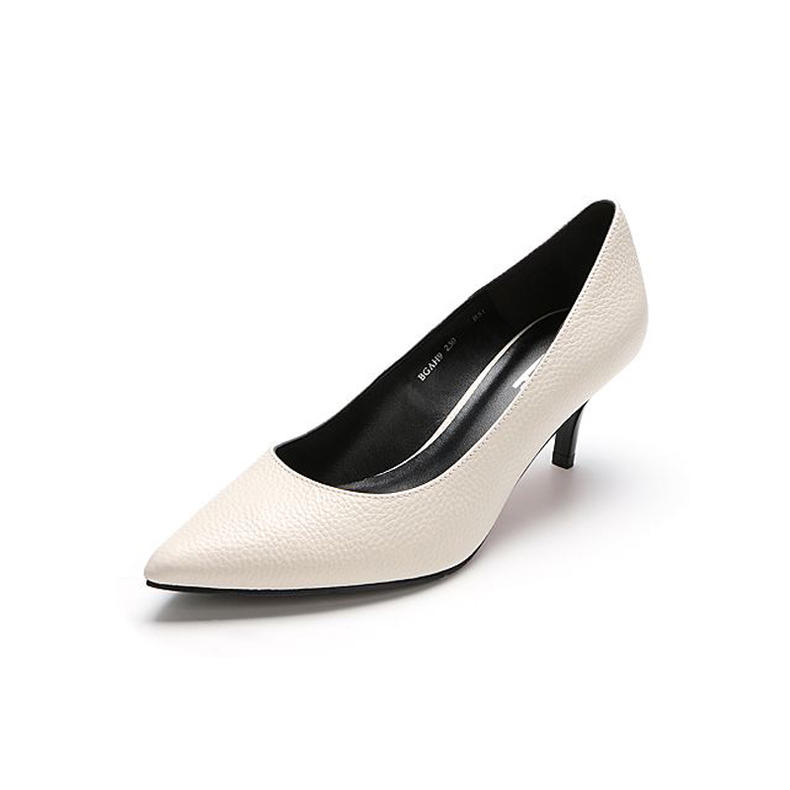 高跟鞋勒脚怎么穿最舒服,高跟鞋怎么不累脚