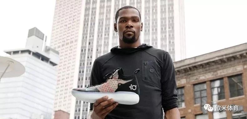 新赛季各个球星的球鞋,新赛季球星穿的鞋是什么