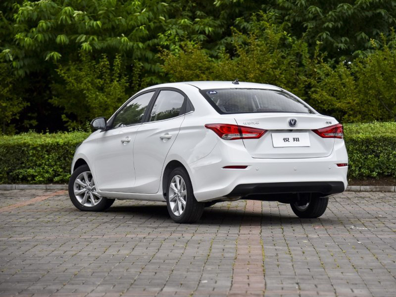 老款长安逸动评论怎么样,新款长安逸动车主评价