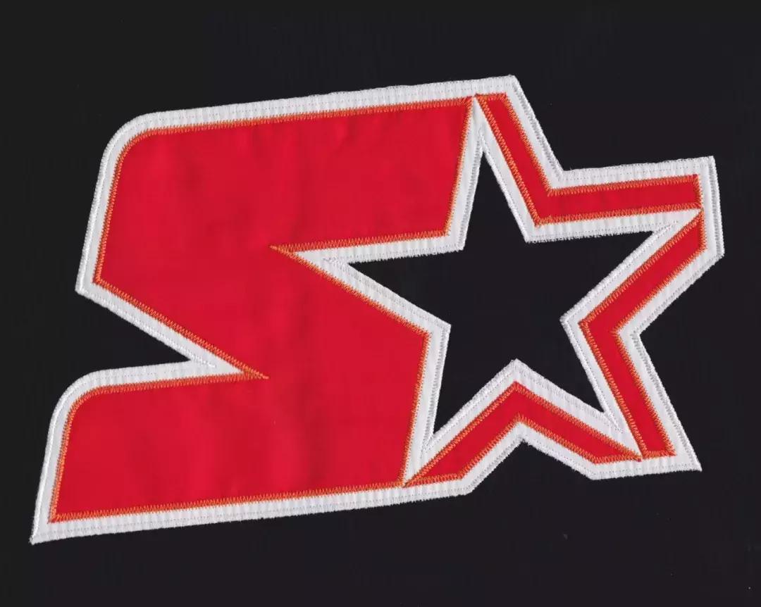 supreme冠军联名夹克,supreme近期联名