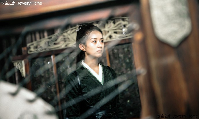 赵丽颖结婚戒指戴哪个手指,赵丽颖秀婚戒图片