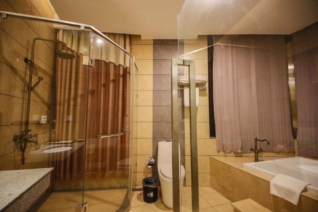 鑽疯姳鍙ら晣鑵惧啿,鑵惧啿鑽疯姳鍙ら晣