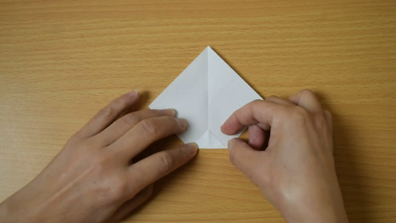 百合花的折纸方法简单又漂亮,百合花折纸教程步骤图解法