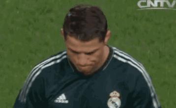 尤文c罗回曼联比赛,c罗凌空斩弑旧主曼联逆转尤文